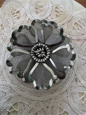 Vintage B.E.D. Large Silver Metal Mesh Screen Flower 3D Brooch